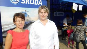 FOTO: Irena Jonová (vlevo) a Lucie Novotná vítaly návštěvníky Dne řemesel na šumperském Točáku