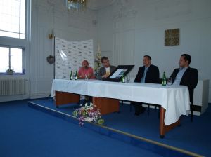 FOTO: sumperk.cz - producent Frič prezentuje film Krásno